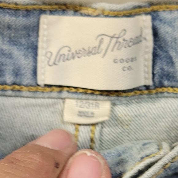 Universal Thread Jeans - Picture 4 of 6